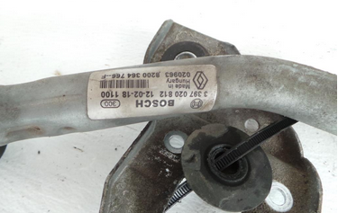 Renault Twingo 2 ab 2012 Wischergest&auml;nge vorn 8200364766F